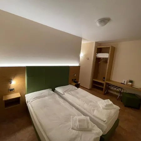 Trieste Szálloda 3*